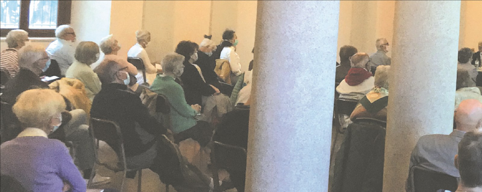 Pubblico alla conferenza I Longobardi e noi
